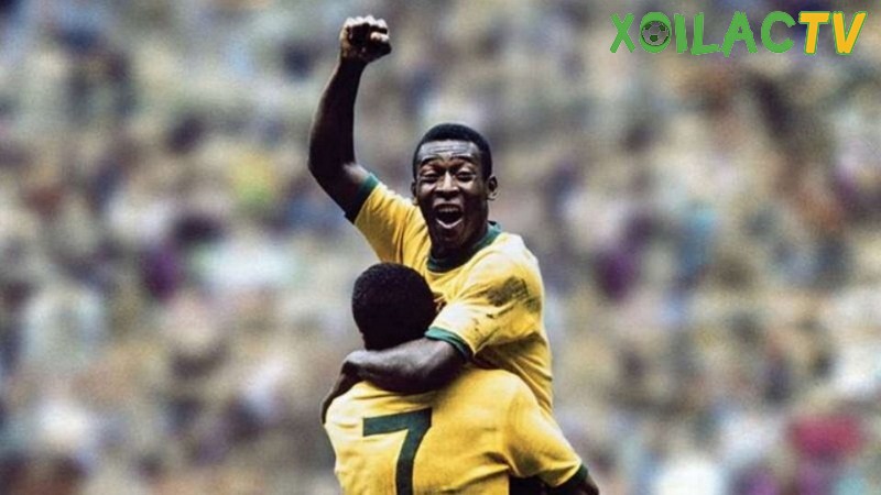Pelé - huyền thoại của đội tuyển bóng đá quốc gia Brazil